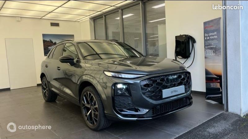 Audi Q3 1.5 e-hybrid 272ch S line S tronic 6 (image 3)
