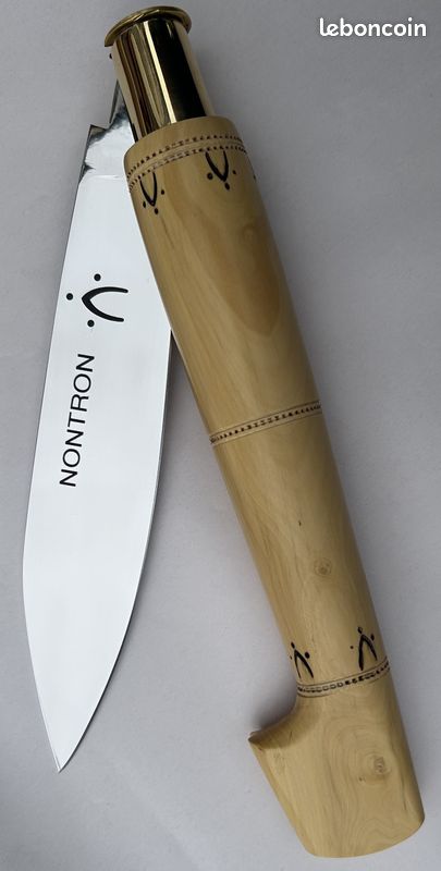 N°4 géant, manche 22.5 cm, COUTEAU NONTRON (image 1)