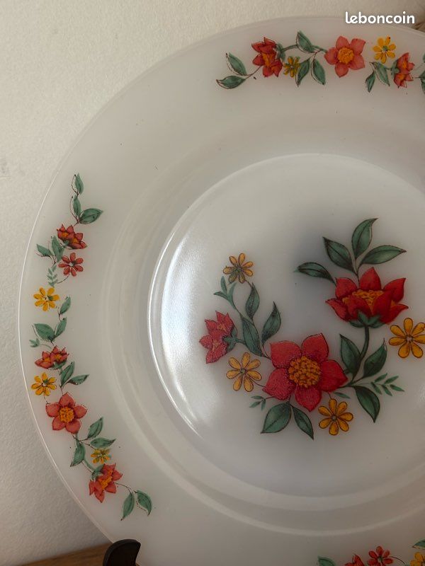 Lot De 6 Assiettes à Dessert Arcopal - Motif Fleurs Oranges Et Jaunes - Vintage