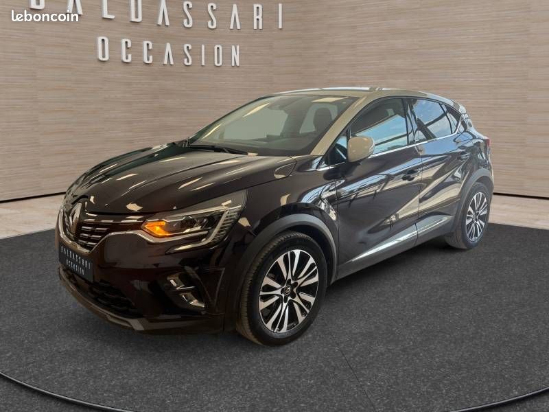 Renault Captur E-Tech Plug-in 160 Initiale Paris (image 1)