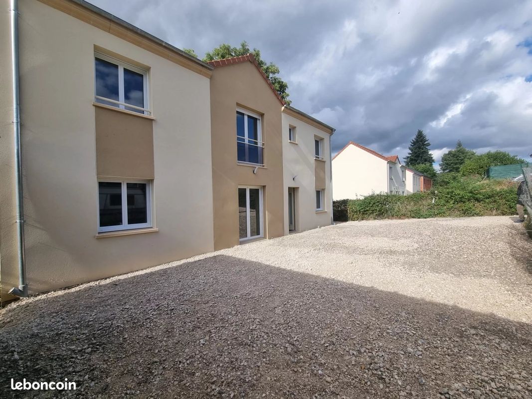 Appartement 5 pièces 81 m² · à Beynes · 81 m² · 1 350 €/mois