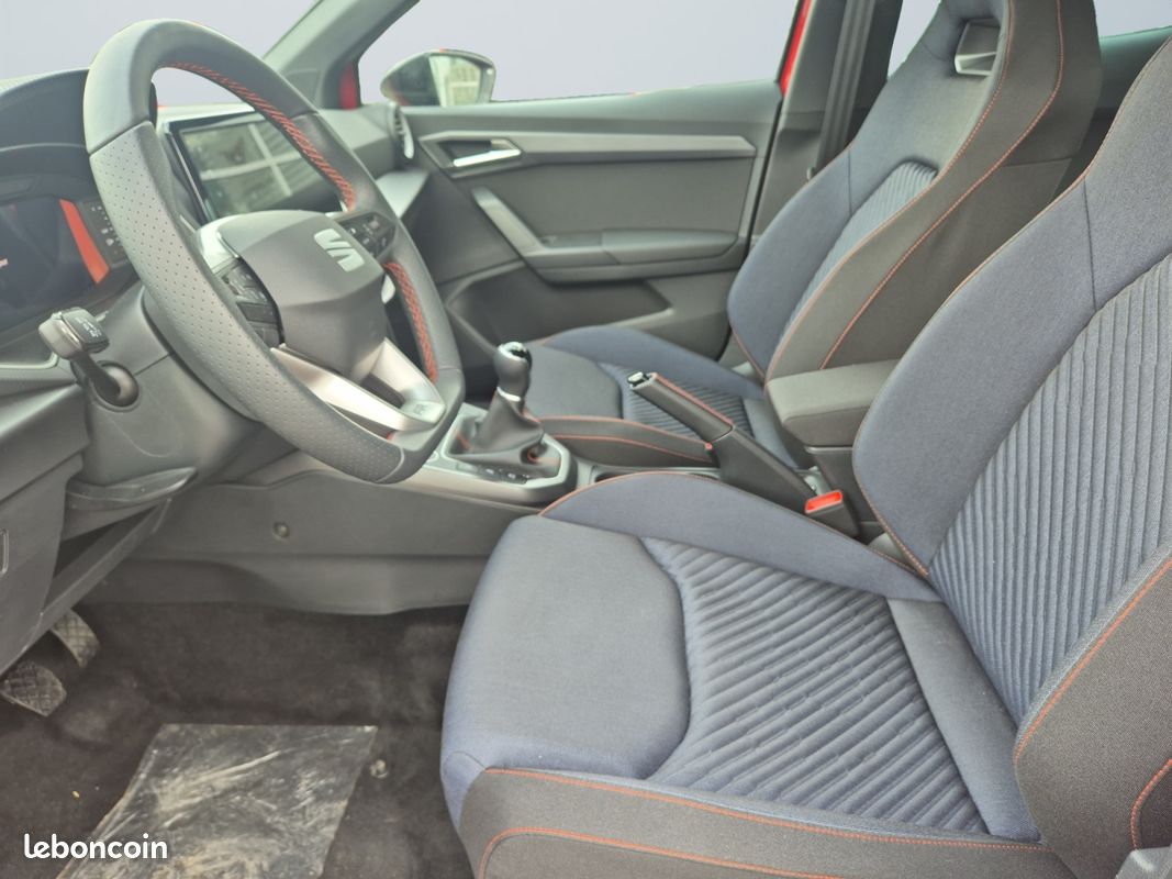 SEAT Arona 1.0 TSI 95 ch Start/Stop BVM5 FR (image 10)