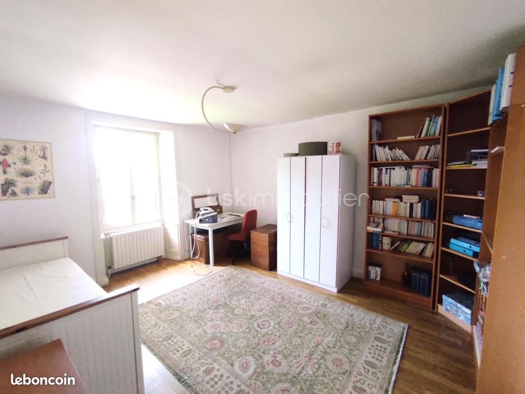 Maison 10 pièces 211 m² (image 10)