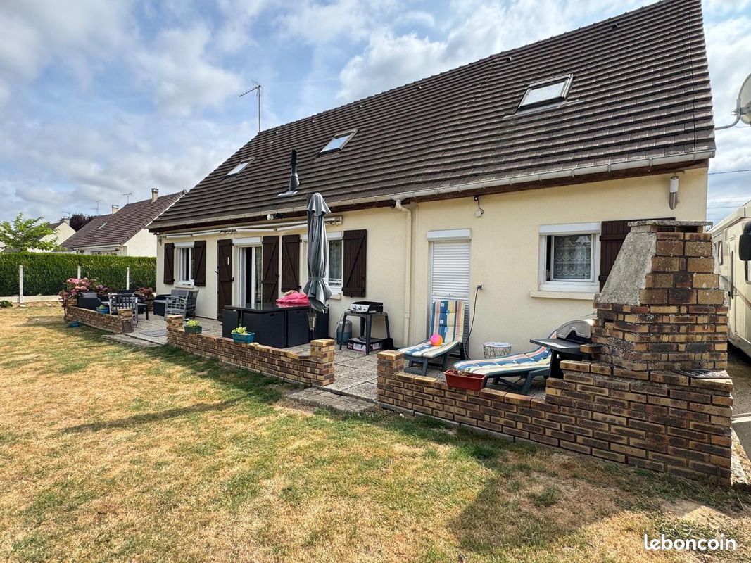 Maison 3 pièces 84 m² · à Breuil-le-Vert · 84 m² · 230 000 €