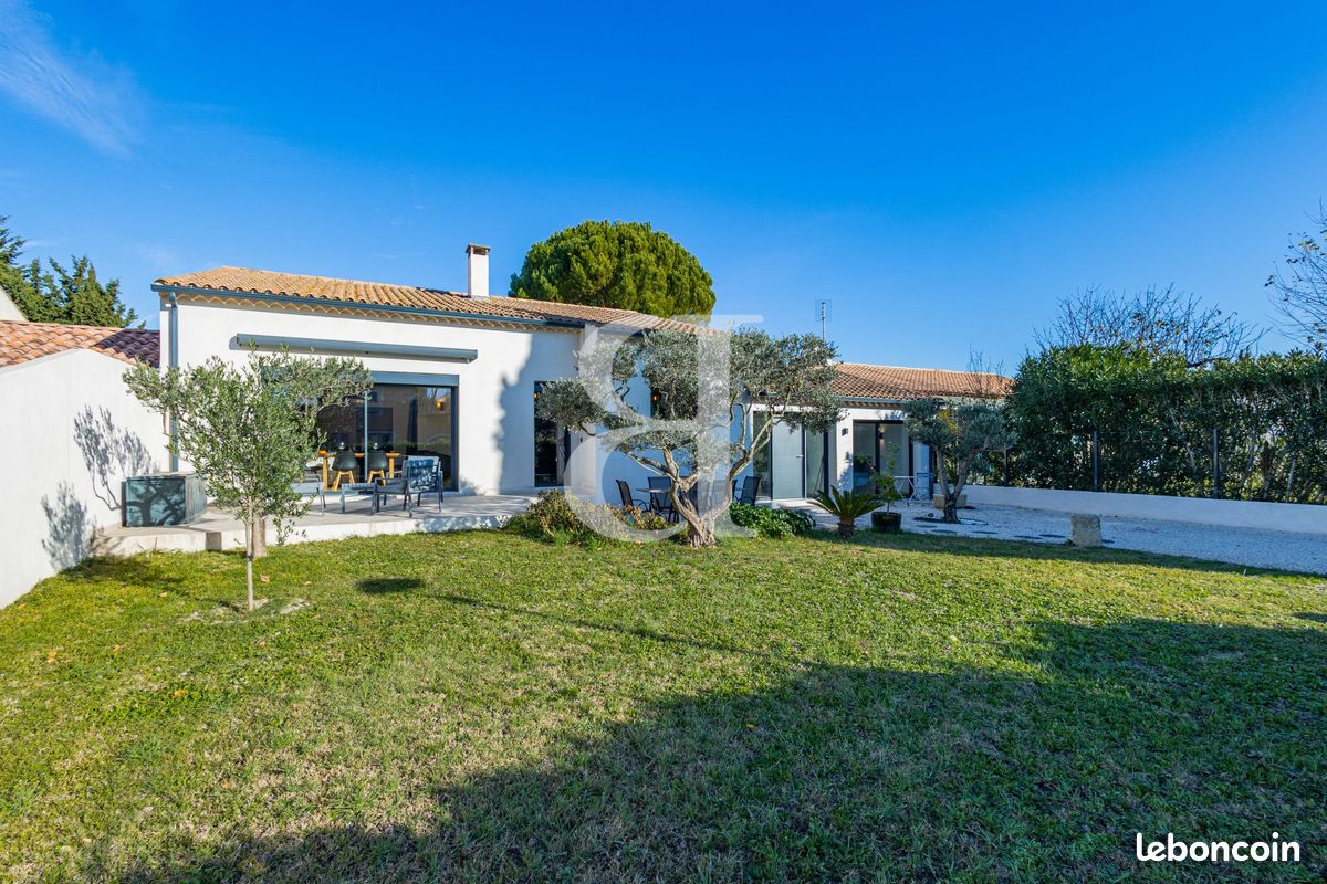 Maison 5 pièces 137 m² · à Saint-Rémy-de-Provence · 137 m² · 590 000 €