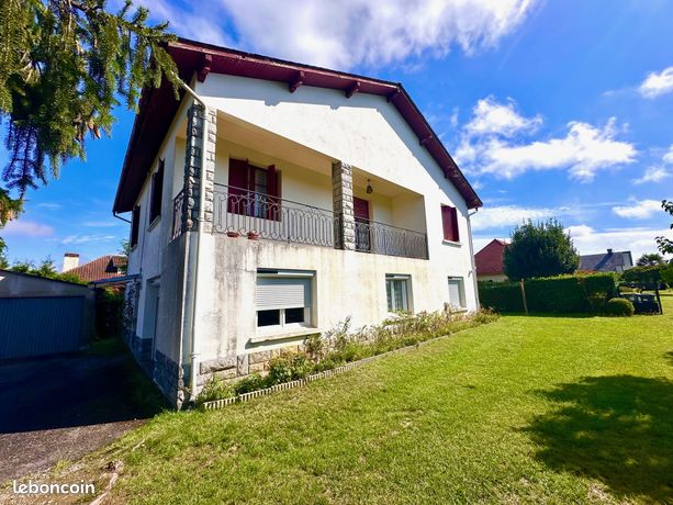 Maison de village 9 pièces 200 m²