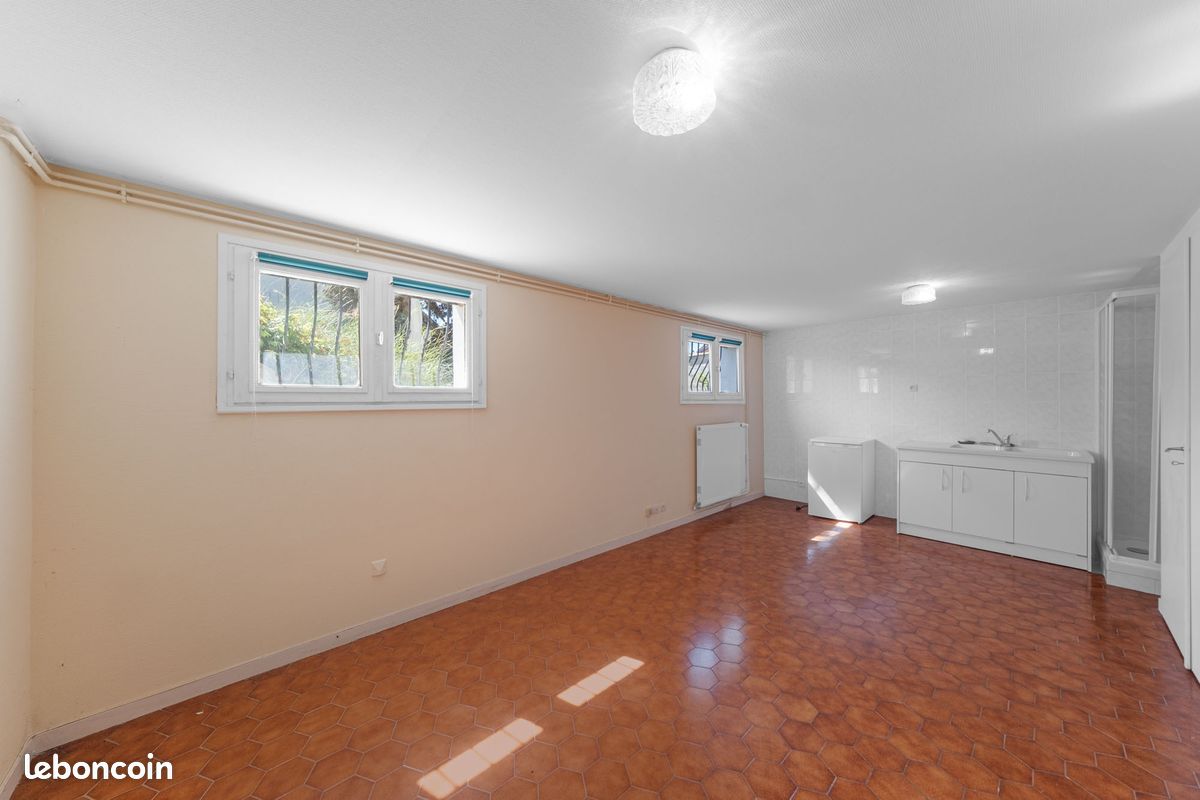 Propriété 6 pièces 126 m² (image 19)