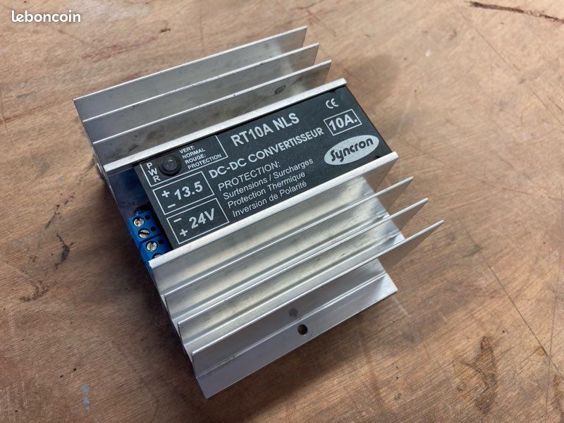 Réducteur De Tension DC 24V Vers 12V 10A Zetagi R10 - Pour Radio Mobile Voiture