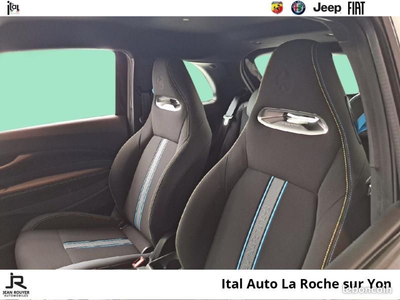 Abarth 500 e 155ch 42kWh Pack 4cv (PRIME CEE 3600 DEDUITE) (image 26)