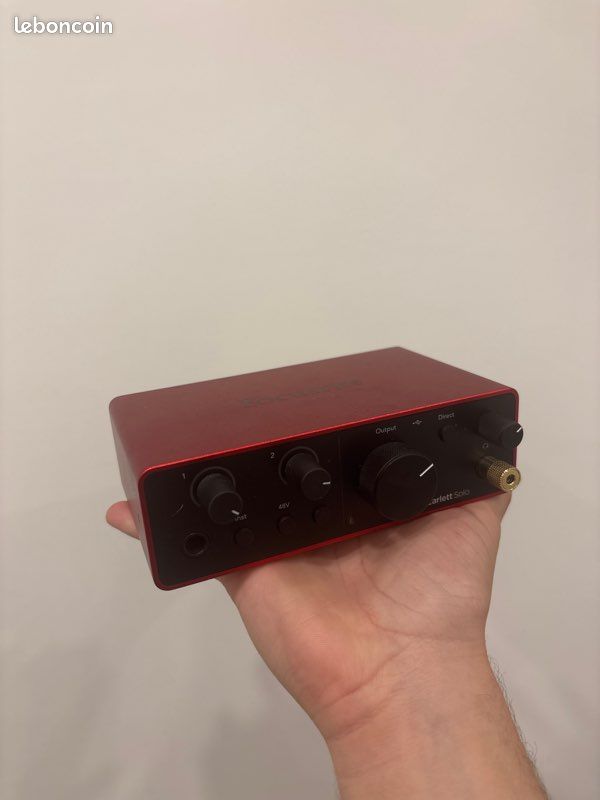 Pack Home Studio Complet – Austrian Audio OC16 + Focusrite Scarlett Solo 4e Gen + Casque Roland RH-5 + Bras & Accessoires (image 5)