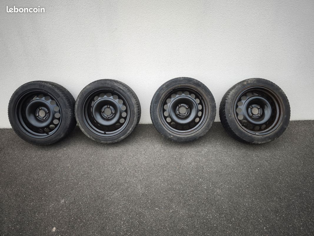 Jantes et Pneus Neige 215/50R17 (image 1)
