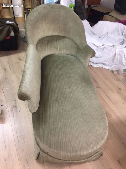 Lot canapé, fauteuil et chaises (image 1)