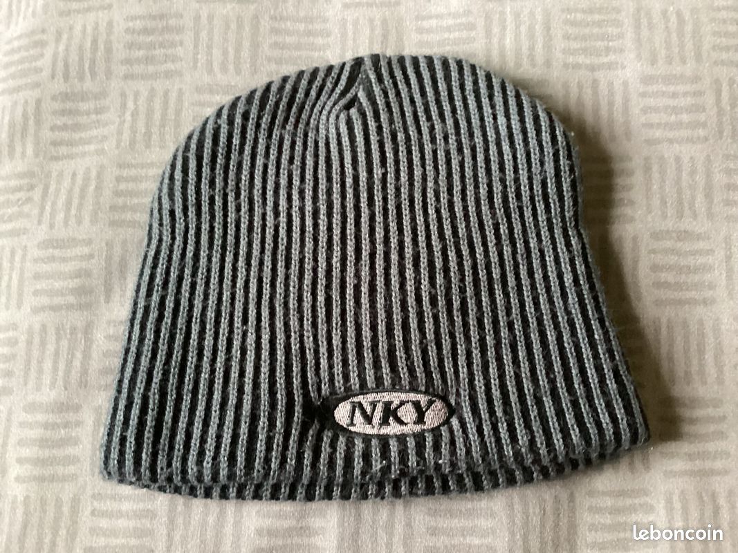 Bonnet NKY Kiabi double épaisseur gris noir Accessoires Bagagerie