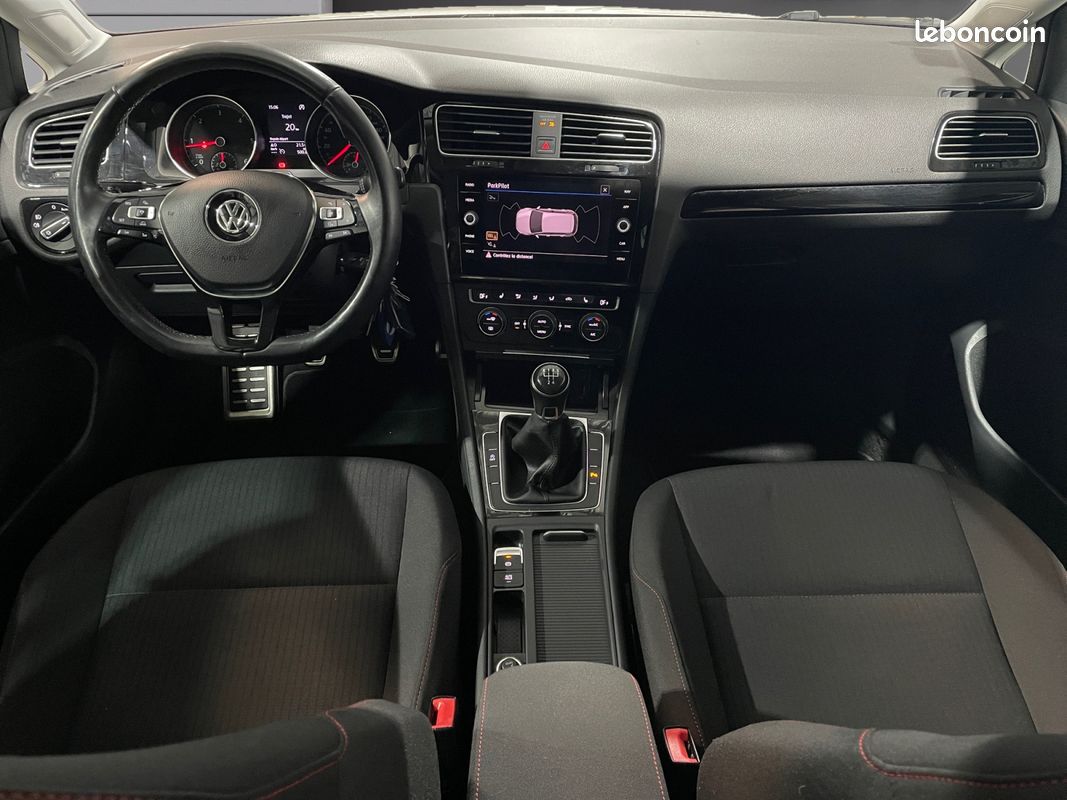 VOLKSWAGEN GOLF 1.6 TDI 115 Version Sound 115Ch Apple Carplay sièges chauffants Garantie 12 mois (image 2)