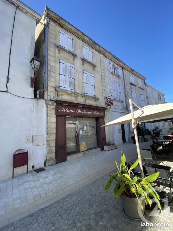 Immeuble 300 m² · à Marans · 300 m² · 186 500 €