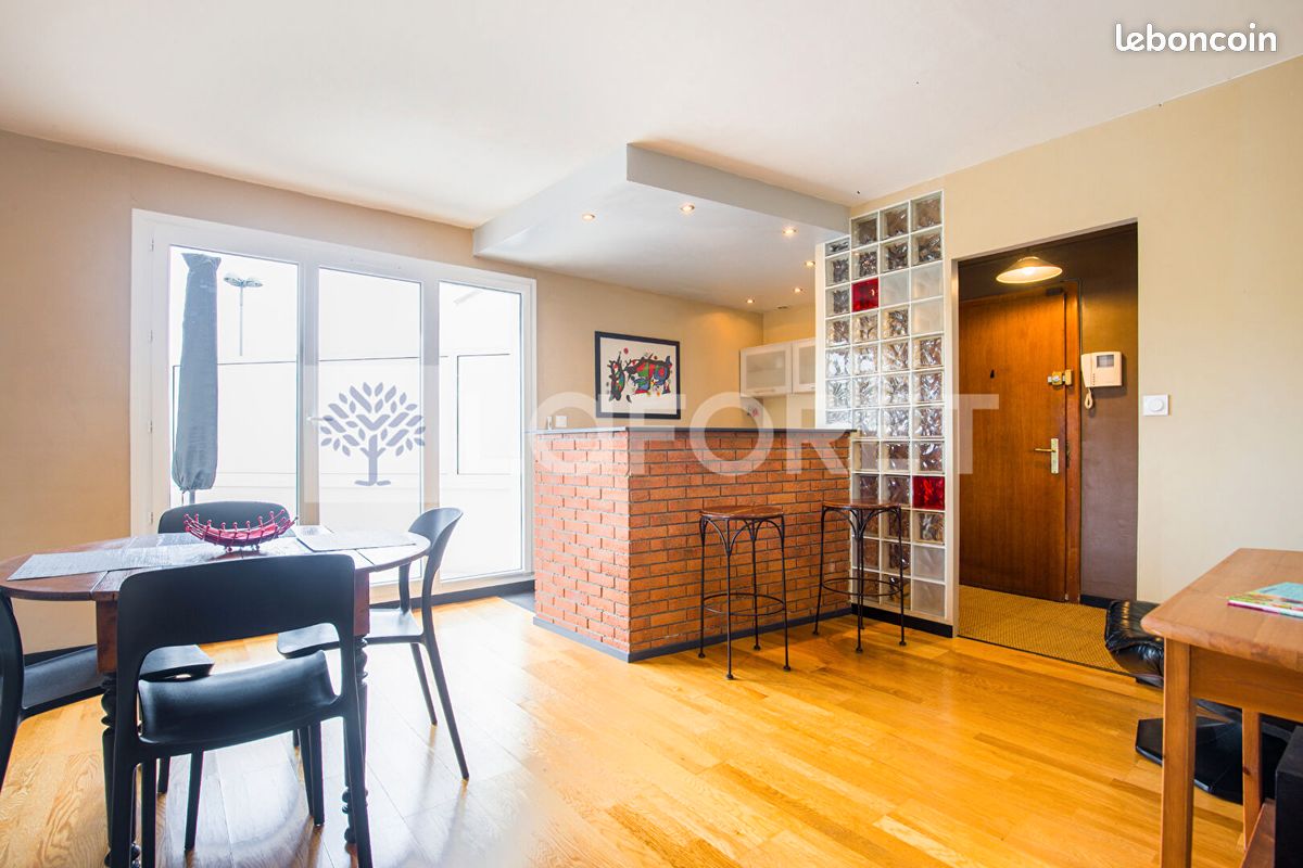 Appartement 2 pièces 46 m² · à Annecy · 46 m² · 1 050 €