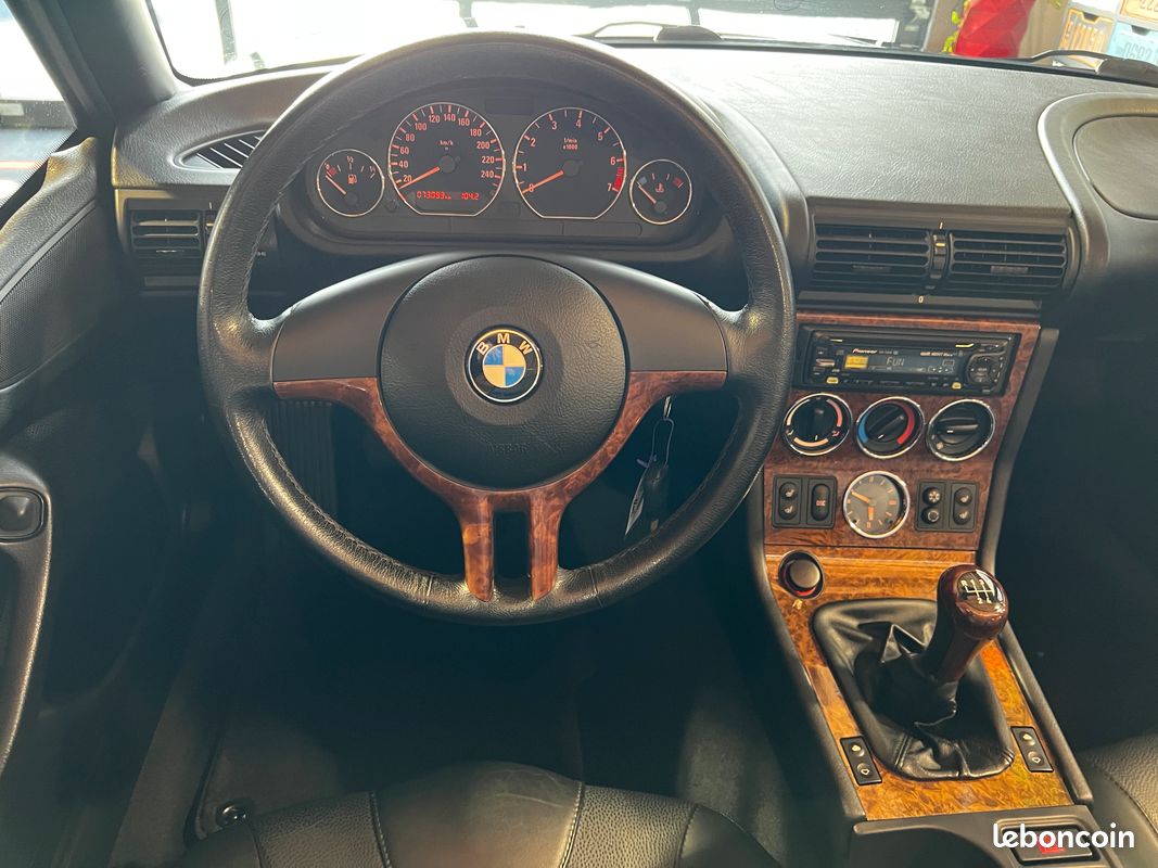 BMW Z3 3.0 6 Cylindres 231cv Phase 2 "PACK M" - Full Black - 08/2000 SEULEMENT 73.000 km "ÉTAT CONCOURS" *LIVRAISON POSSIBLE (image 7)