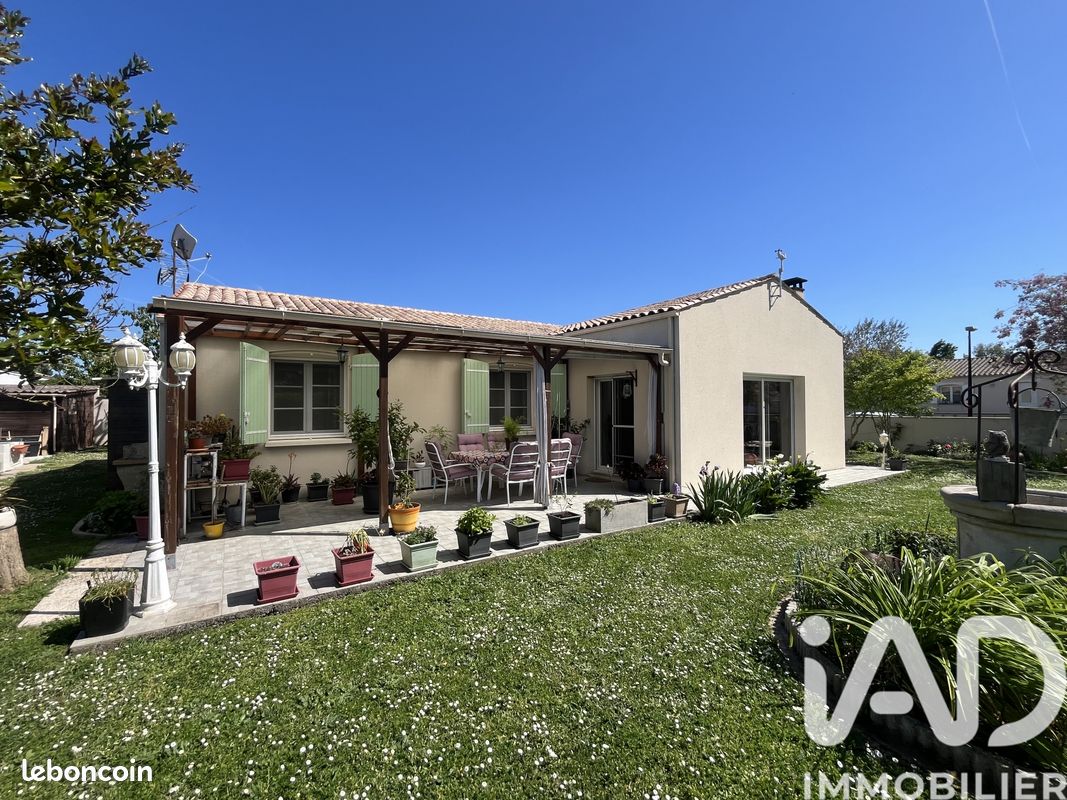 Maison 5 pièces 112 m² · à Sainte-Soulle · 112 m² · 364 000 €