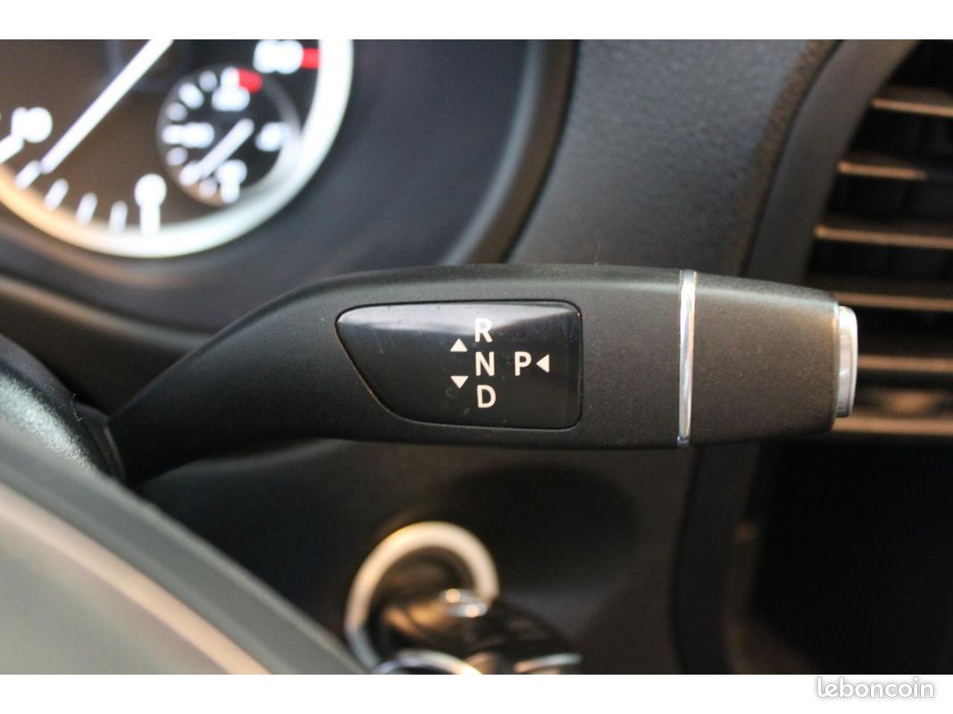 MERCEDES VITO Mixto Compact 119 CDI 7G-Tronic Plus Select 4X4 - Suivi Complet Mercedes (image 17)