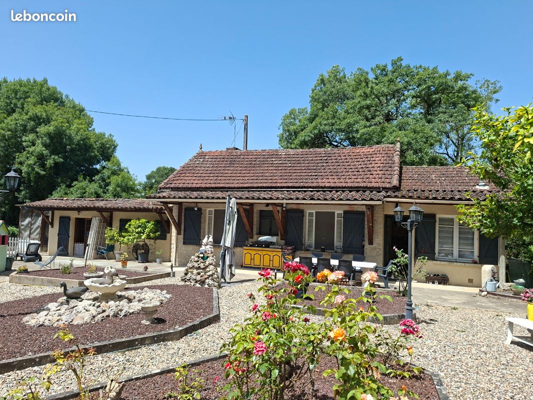 Maison 4 pièces 100 m² · à Astaffort · 100 m² · 110 000 €