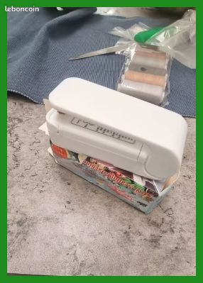 Mini scelleuse thermique, de sacs plastique alimentaires