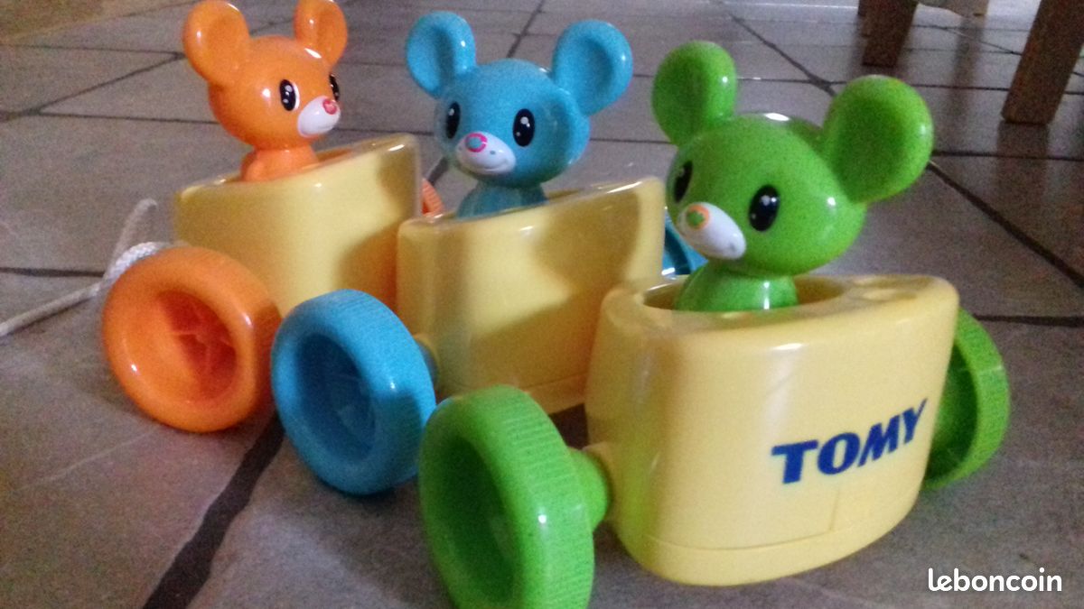 La parade de souris jouet à tirer Tomy (image 1)
