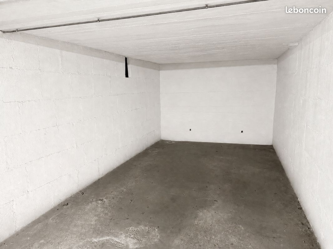 Garage - parking 15m2 (image 1)