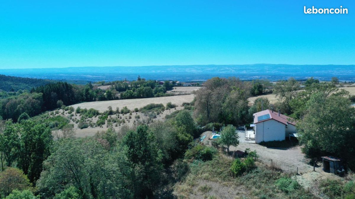 Maison 5 pièces 158 m² · à Bussières · 158 m² · 325 000 €
