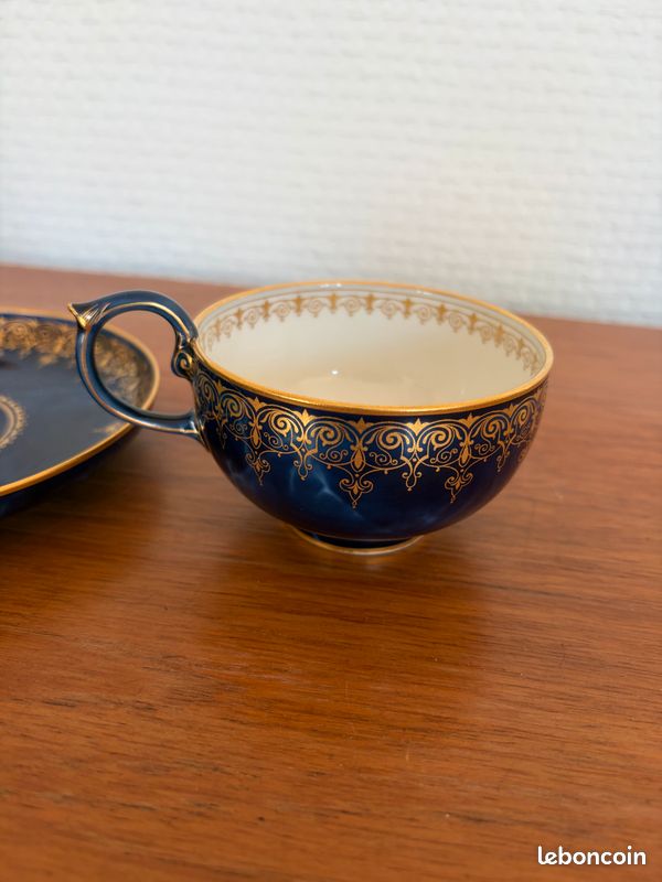 Rare Tasse Sans Anse Sèvres - Blanc - Tasse à Café Ancienne Collection