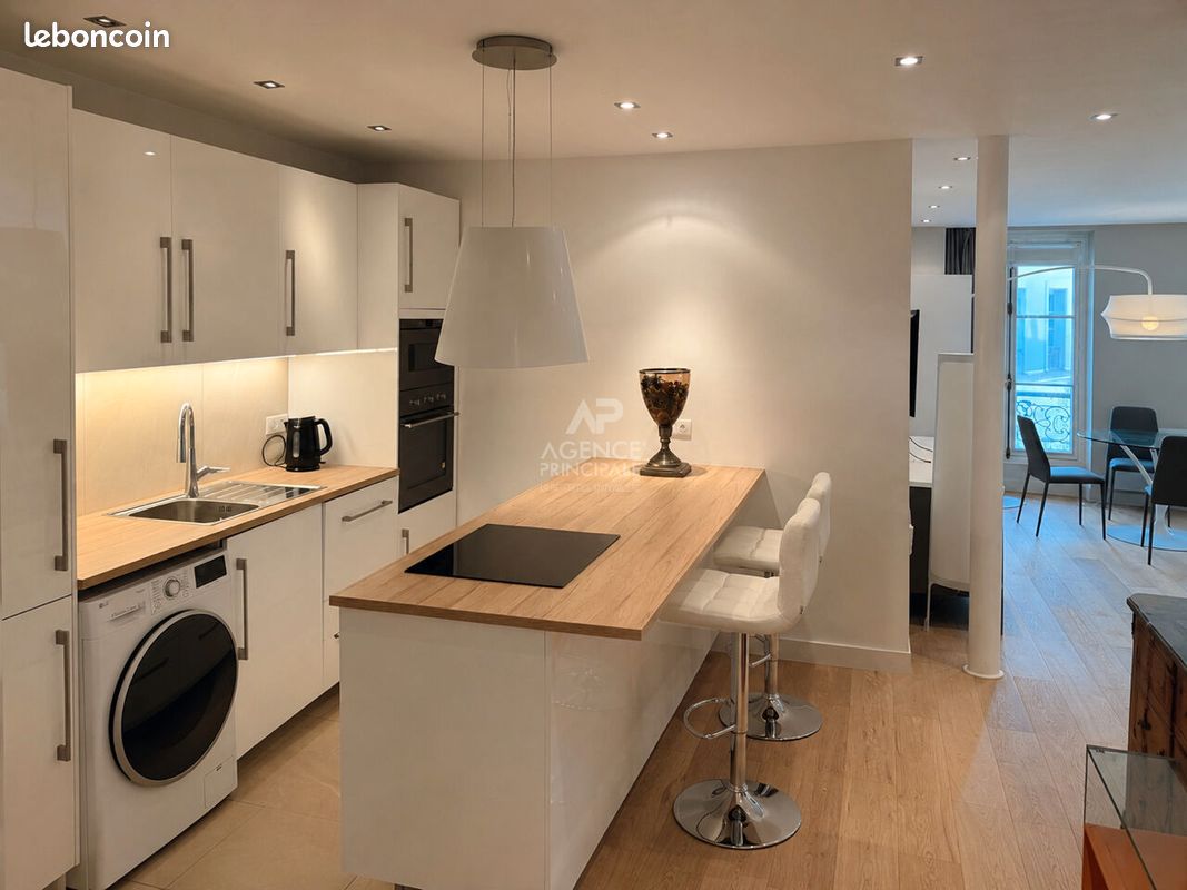Appartement 3 pièces 77 m² · à Paris · 77 m² · 3 800 €