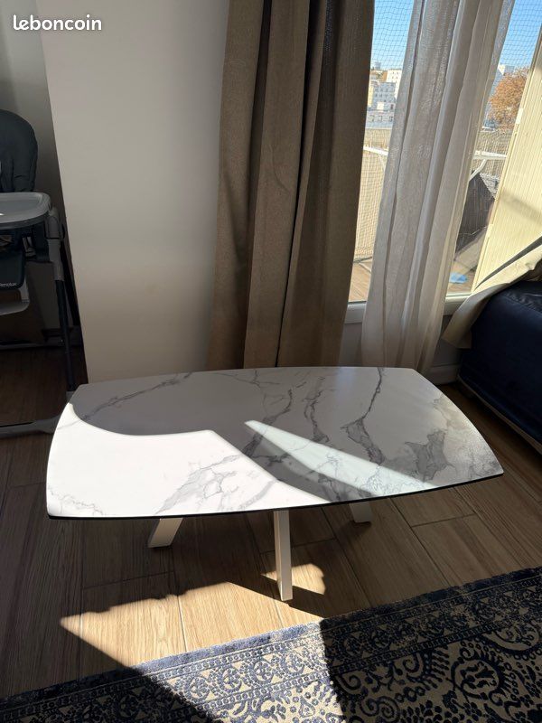 Ensemble tables & chaises – Style moderne chic – Excellent état (image 6)