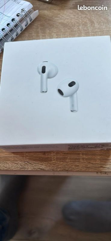 Airpods 3 (image 1)