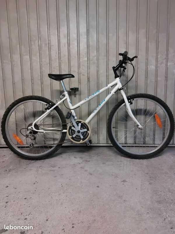 VÉLO PEUGEOT 1980 très bon état, rénové EUR 140,00 - FR