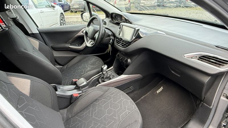 Peugeot 2008 1.6 BLUEHDI 75CH ACTIVE (image 5)