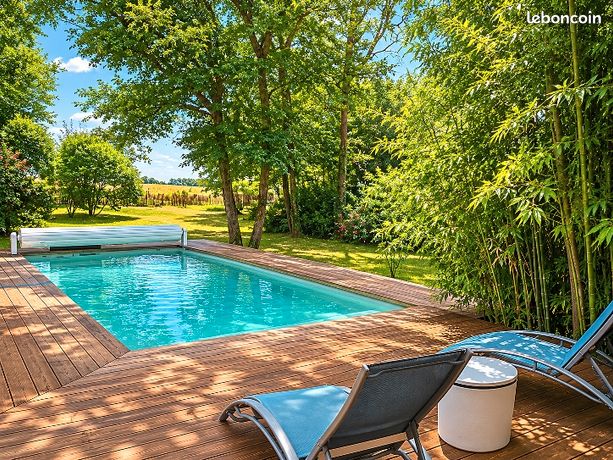 Oasis de sérénité à 7 min de grenade – maison ossature bois avec piscine et terrain arboré