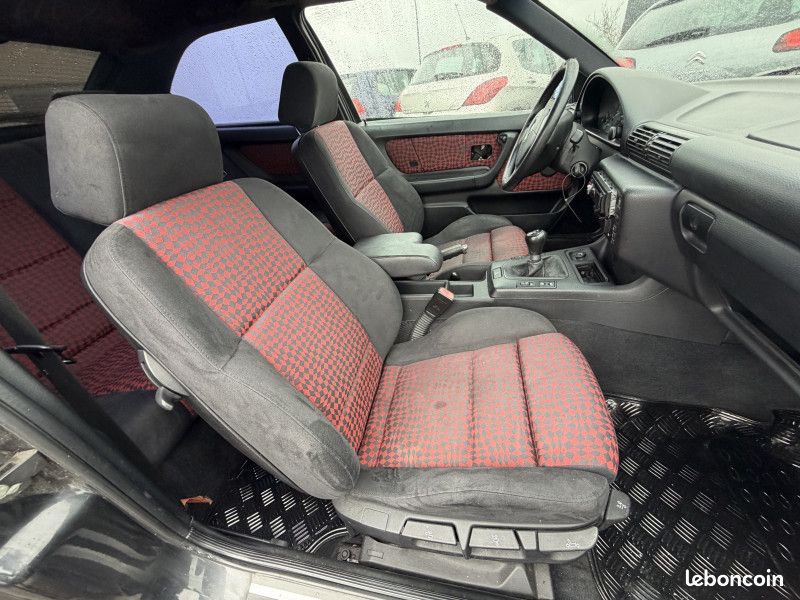 Bmw SERIE 3 (E36) 323 TI PACK M COMPACT (image 12)