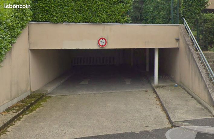 Garage/box 13 m² Saint Germain En Laye