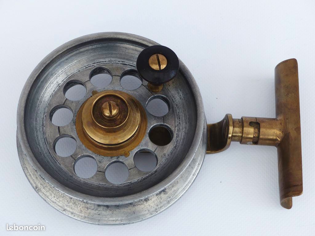 Ancien Moulinet CM De Pêche, Fabrication Française, Eau Douce