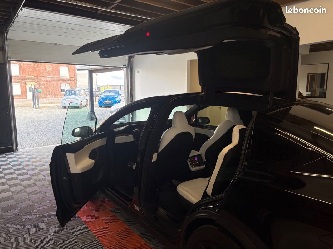 TESLA MODEL-X 100D ELECTRIC 685ch 296PPM 100KWH PALLADIUM 4WD DUAL-MOTOR BVA / VOLANT YOKE - FSD NIVEAU 4 (image 28)