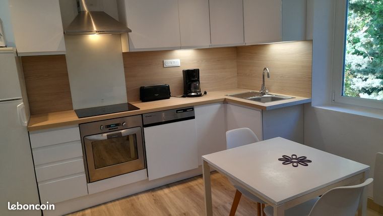 Appart duplex dans quartier pavillonnaire