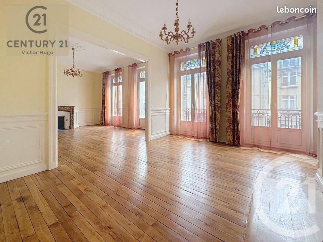 Appartement 5 pièces 155 m² · à Limoges · 155 m² · 359 100 €