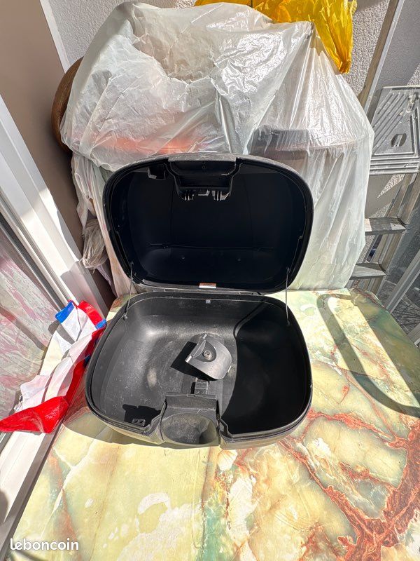 Top case piaggio 36 lt (image 3)