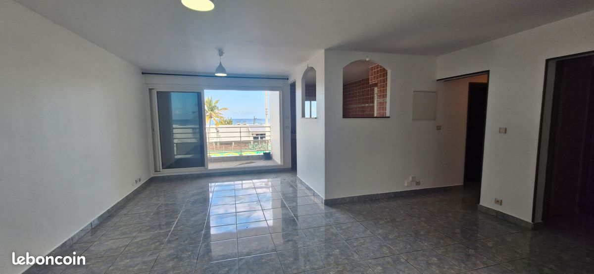 Appartement 4 pièces 85 m² · à Saint-Pierre · 85 m² · 1 350 €