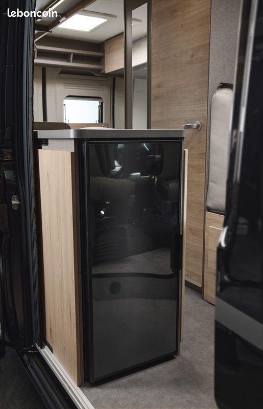Camping car Fourgon aménagé Dethleffs Globetrail active 600 (image 8)