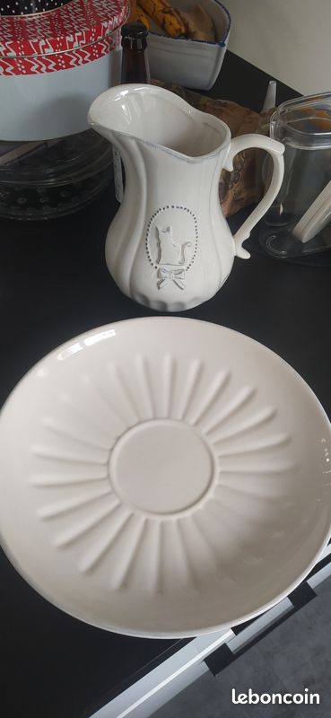 Ensemble plat et cruche (image 2)