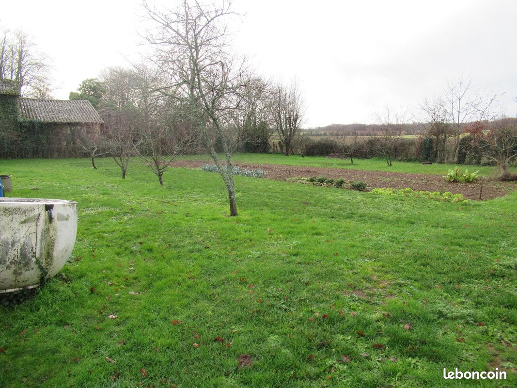 Maison 6 pièces 120 m² - Lezay 79120 (image principale 13)