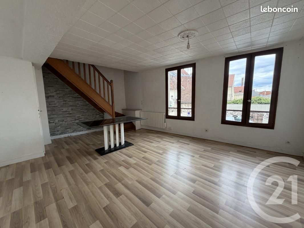 Appartement 3 pièces 60 m² · à Pont-Sainte-Maxence · 60 m² · 750 €/mois