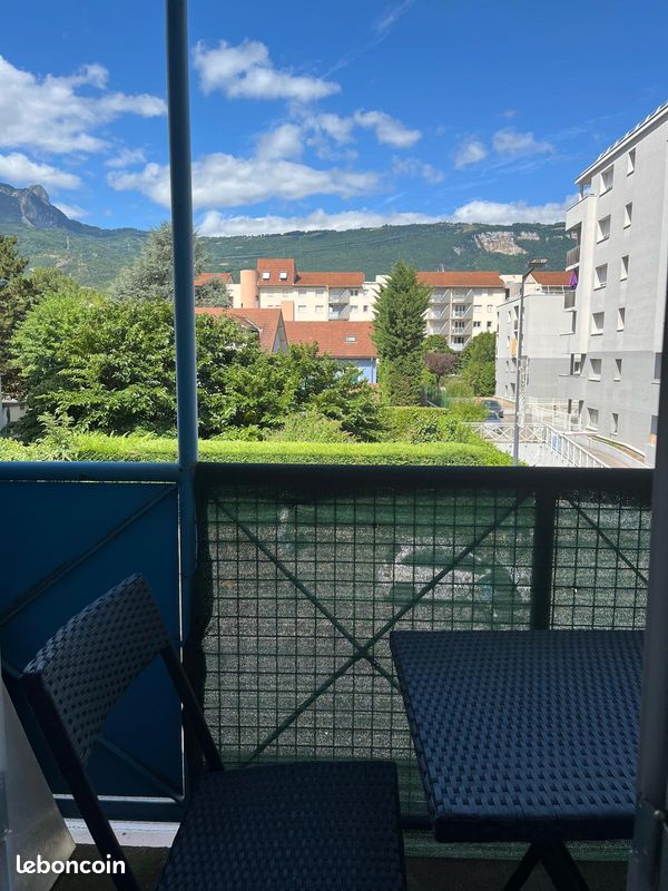 Appartement 1 pièce 14 m² · à Grenoble · 14 m² · 409 €/mois