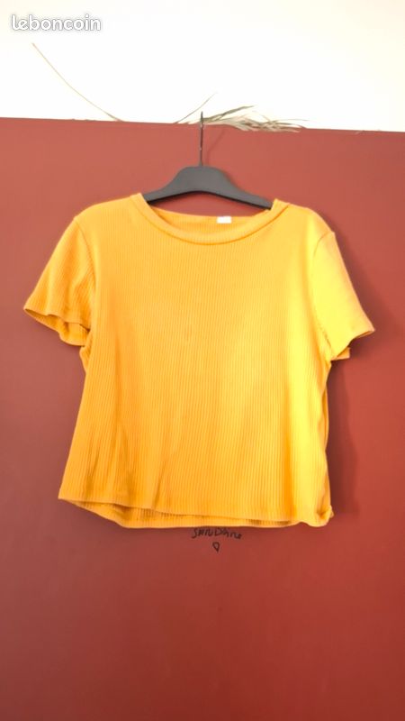 Vêtements divers (image 1)
