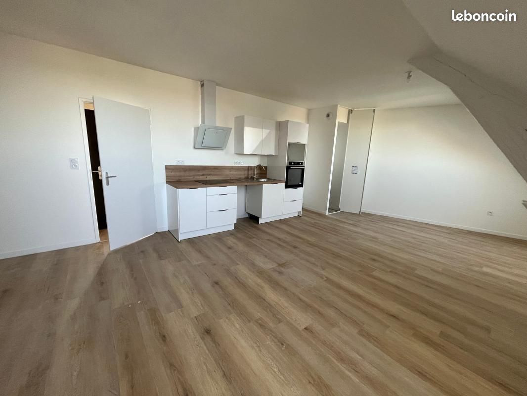 Appartement 3 pièces 70 m² · à Laon · 70 m² · 590 €/mois